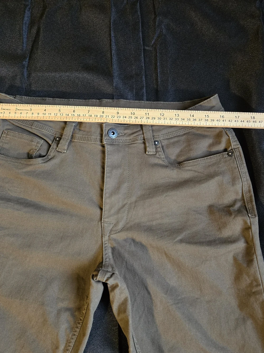 Six Lincoln New York Pants Men’s 31/30 Brown Stretch Fit